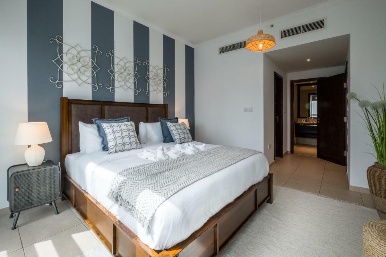 Maison Privee - Exclusive Apt With Burj Khalifa Next Door Dubai Luaran gambar